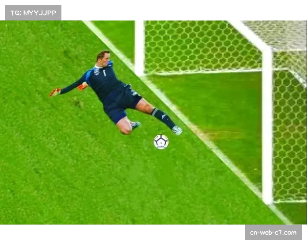 兰斯主场0-0闷平布雷斯特,双方门将各献关键扑救